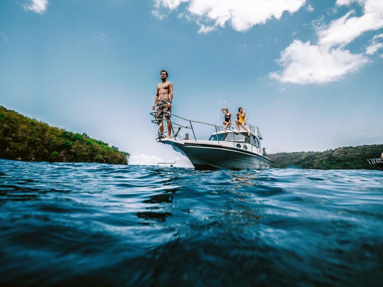 Private Speed Boat Day Trip to Nusa Penida